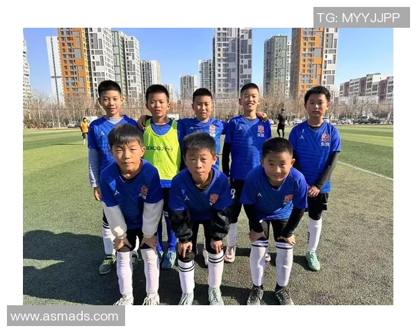 探索二实验足球的魅力与团队精神培养之路